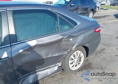 2015 Toyota Camry Le/Xle/Se/Xse from USA, damaged, VIN 4T4BF1FK2FR483905